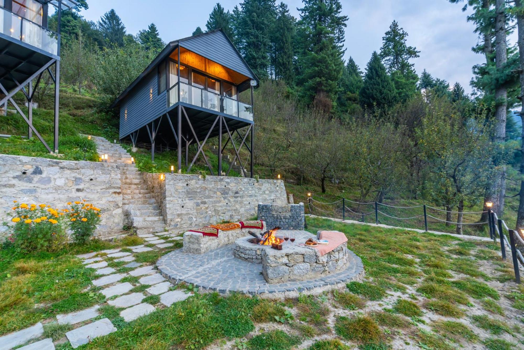 Montane Chalet , Sethan Манали Экстерьер фото
